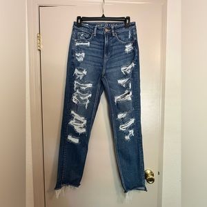 NWOT AE Stretch Ripped Mom Jean. Size 4 Regular. Color: Slasher Blue